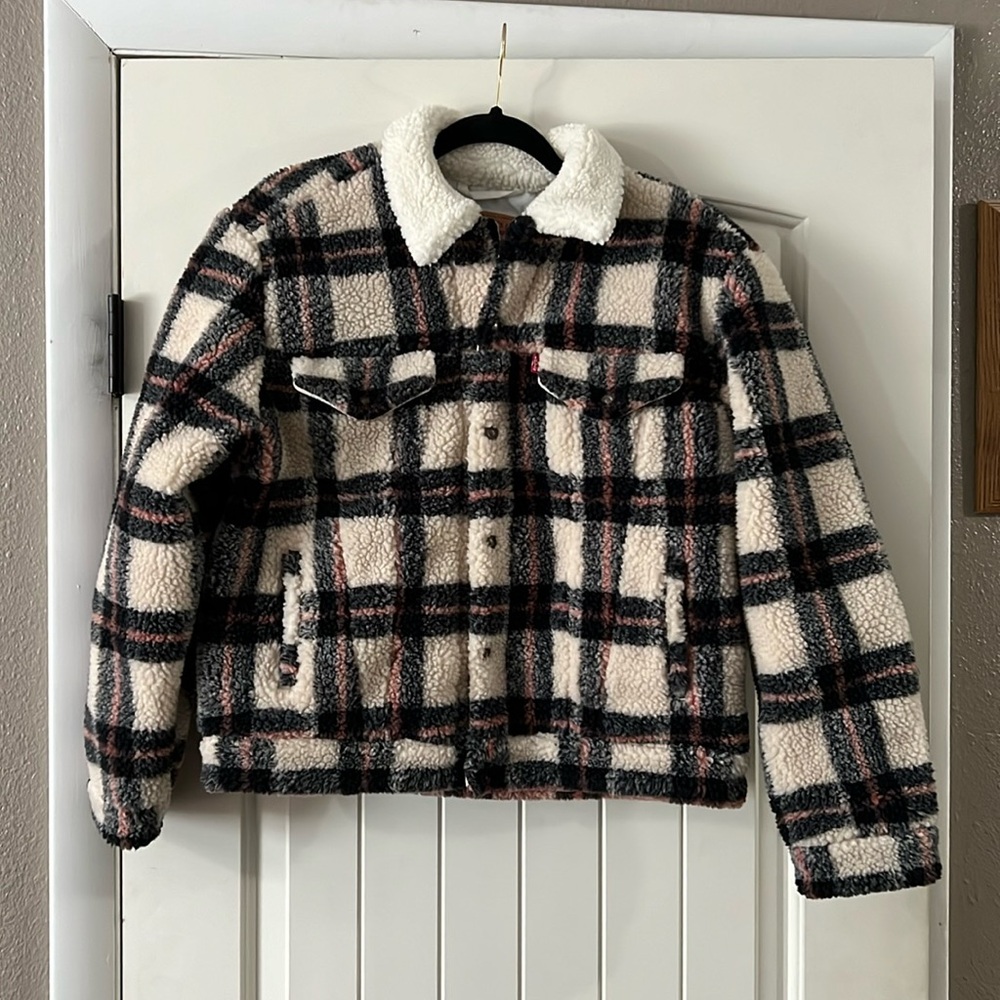 NWT Levi’s Ex-Boyfriend Trucker Jacket